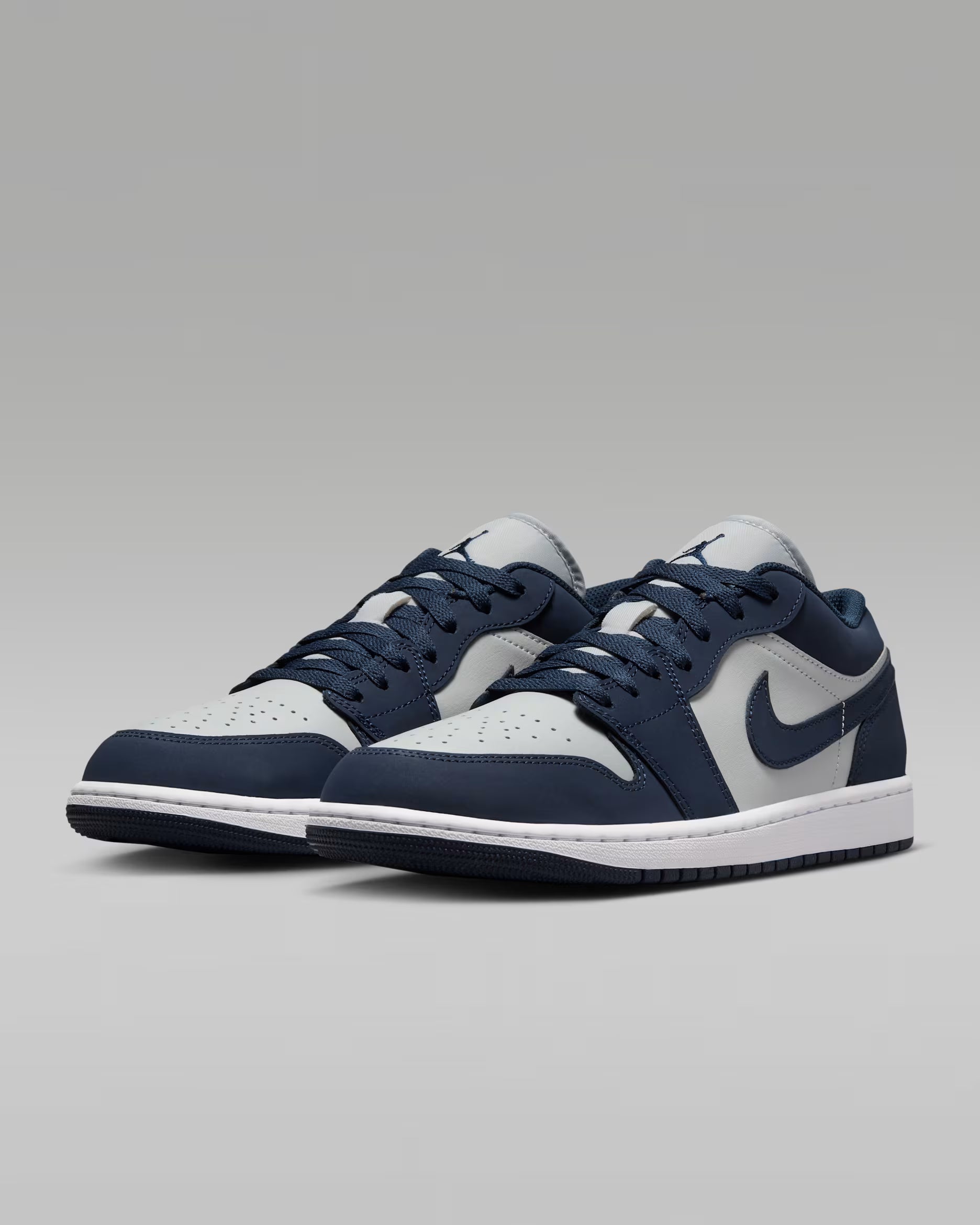 Nike Air Jordan 1 Low (Hombre)