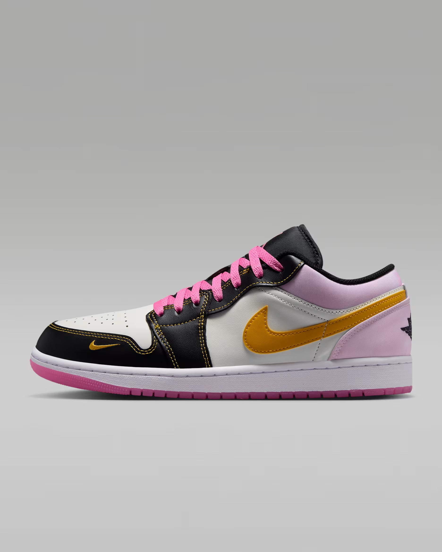 Nike Air Jordan 1 Low SE