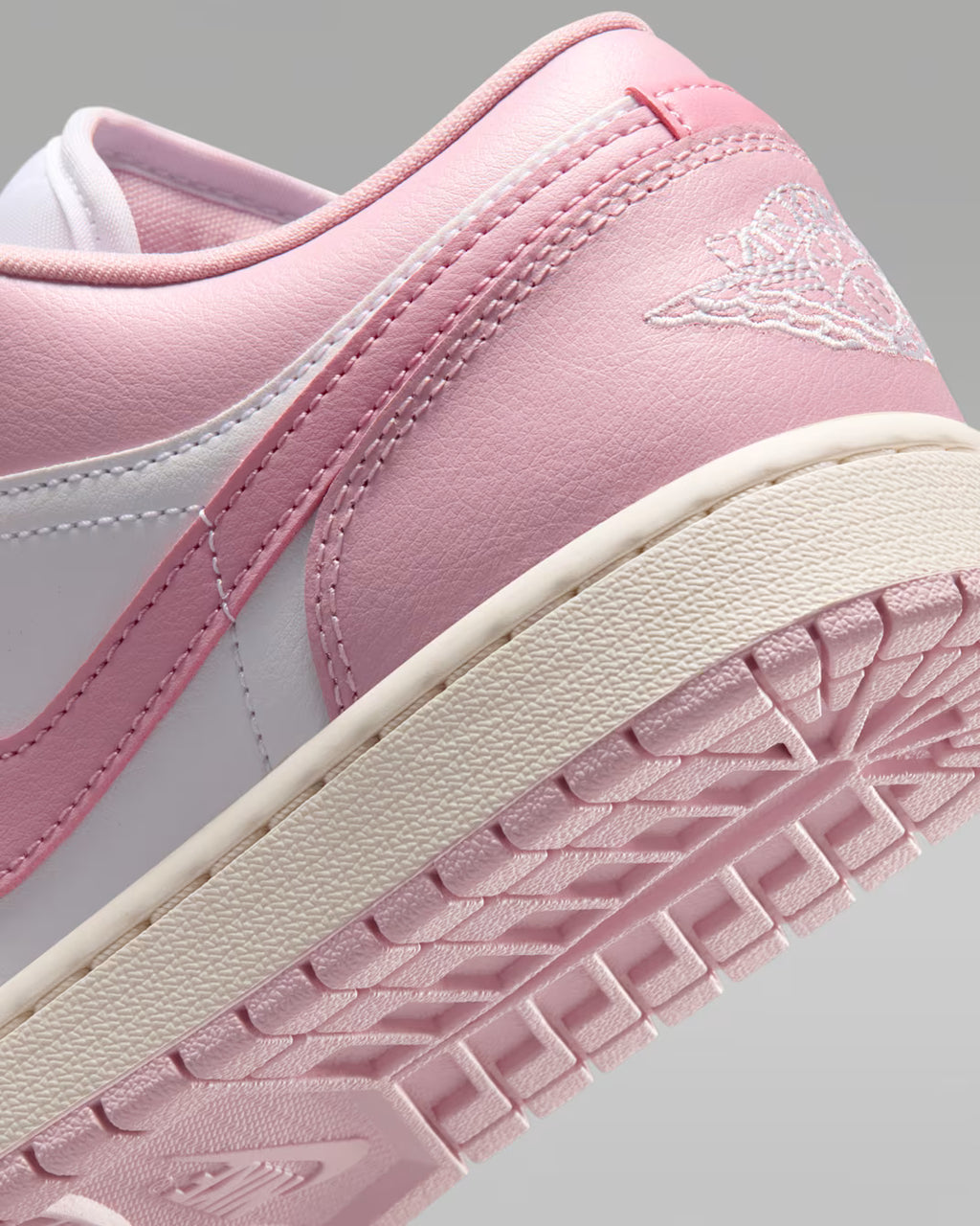 Nike Air Jordan 1 Low (Mujer)