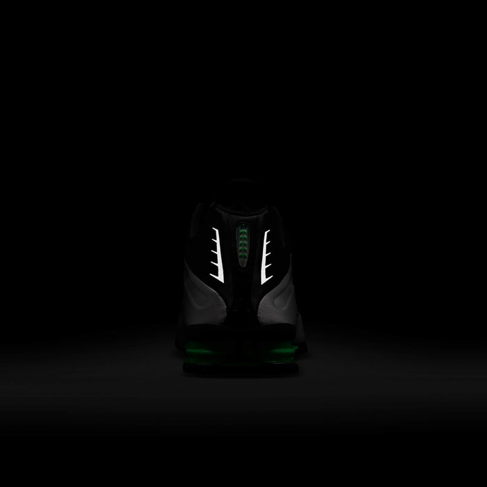 Nike Shox R4